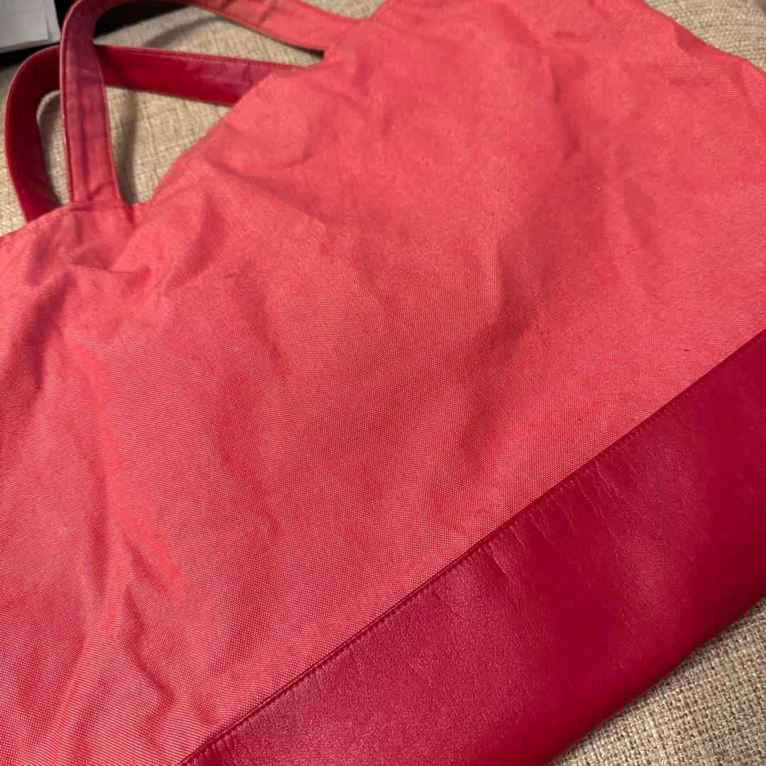 刺繍トートバッグ 女の子とクマ