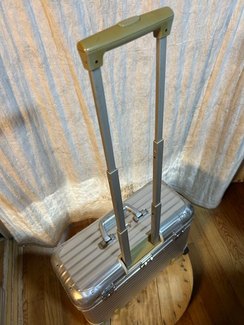 RIMOWA パイロット　トロリー　二輪