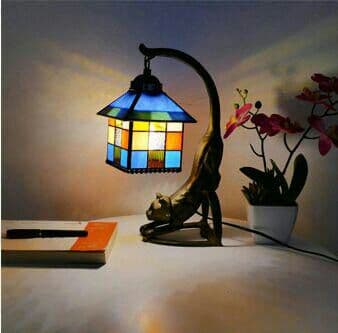 ステンドグラスランプ 卓上スタンド ．豪華テーブルランプ 卓上照明