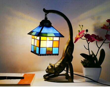 ステンドグラスランプ 卓上スタンド ．豪華テーブルランプ 卓上照明