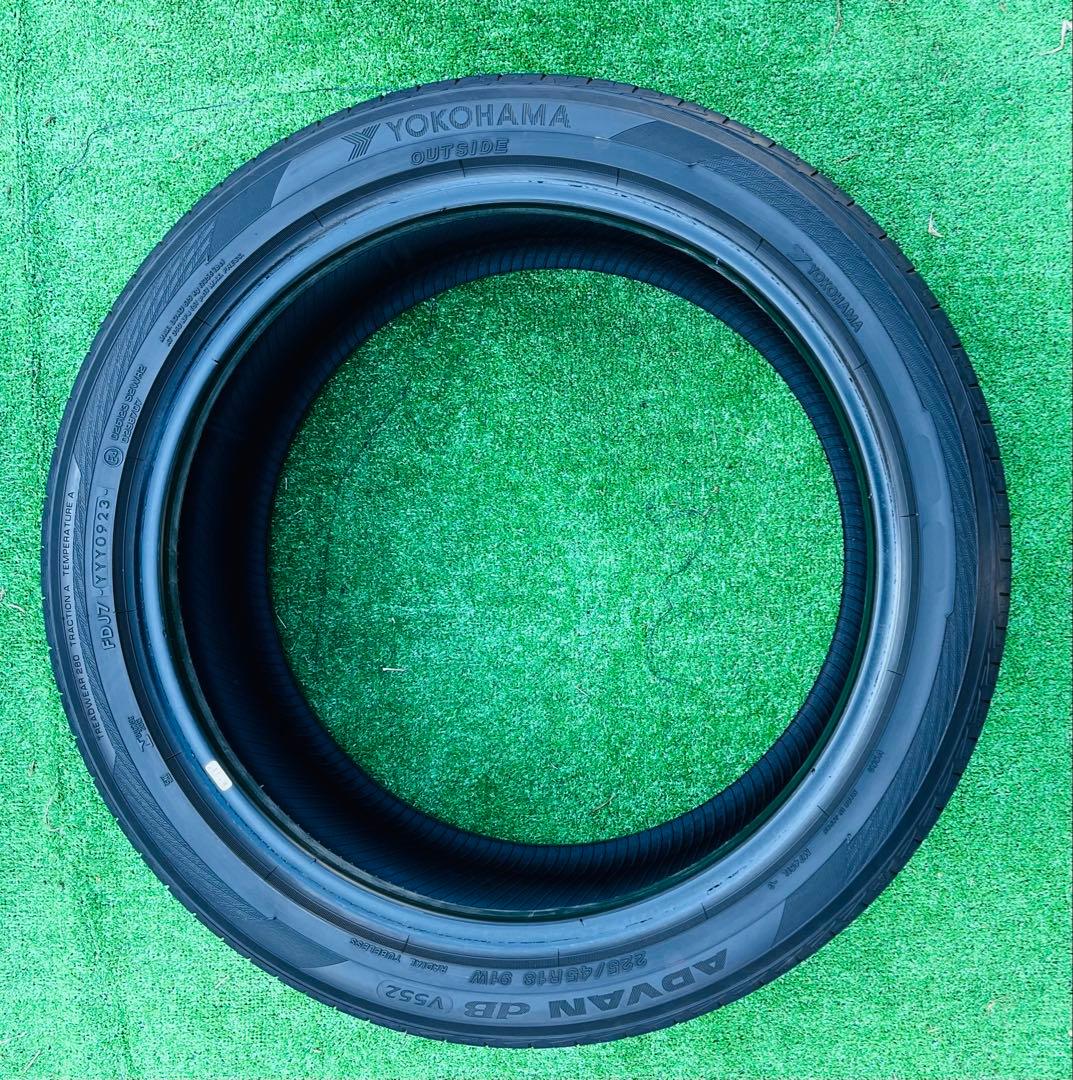 225/45R18 ,ヨコハマ　アドバン　dB　V552　,2023年