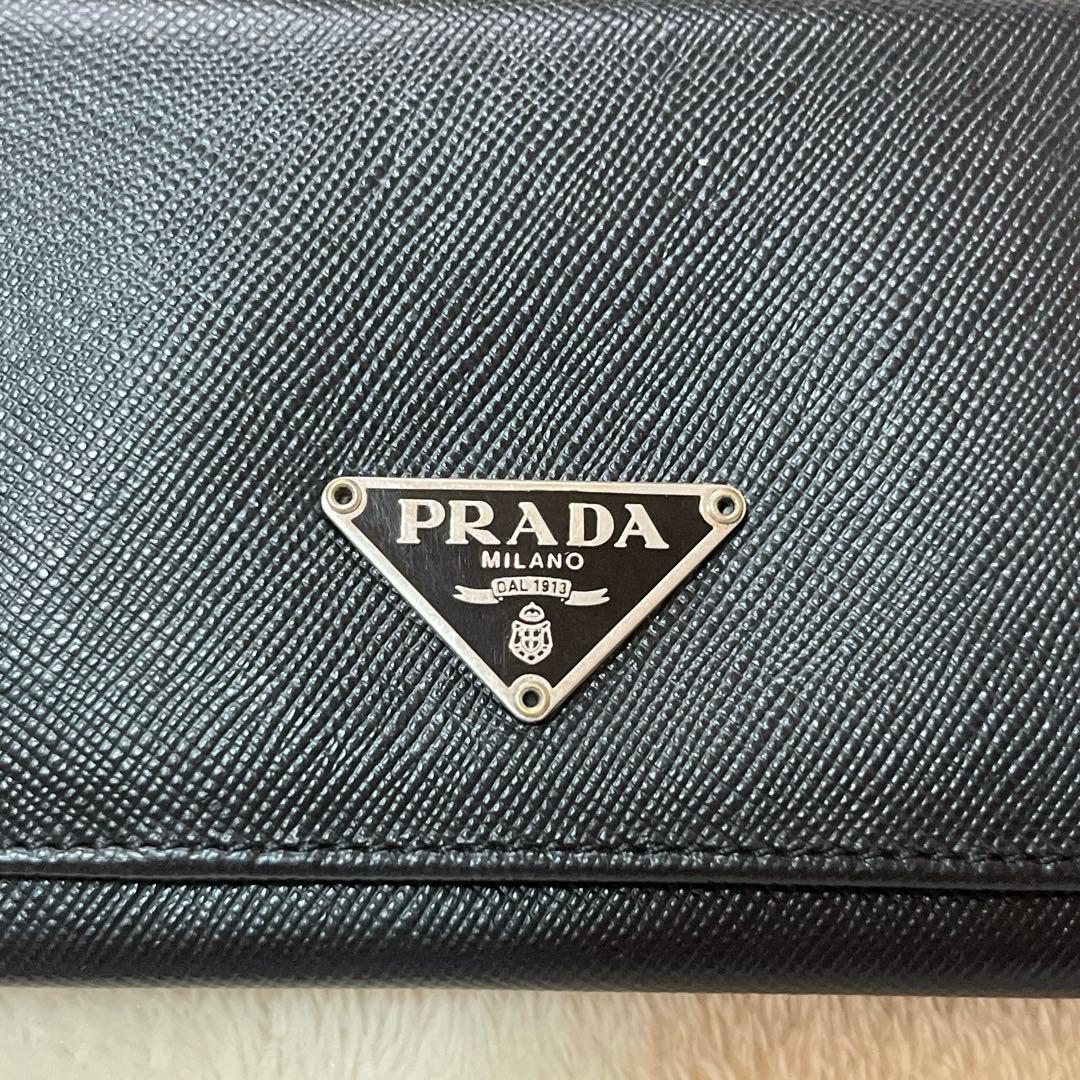 【極美品】PRADA ケース サフィアーノレザー ブラック　三角ロゴ