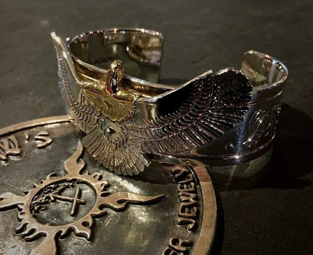 ファーストアローズ　イーグルM唐草彫バングル　ワイドサイズ　定価205260円