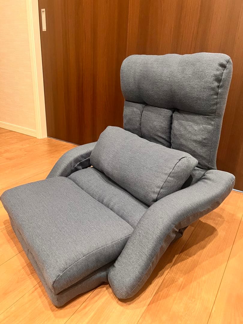 グレー リクライニングチェア オットマン付き 3通りのくつろぎ方
