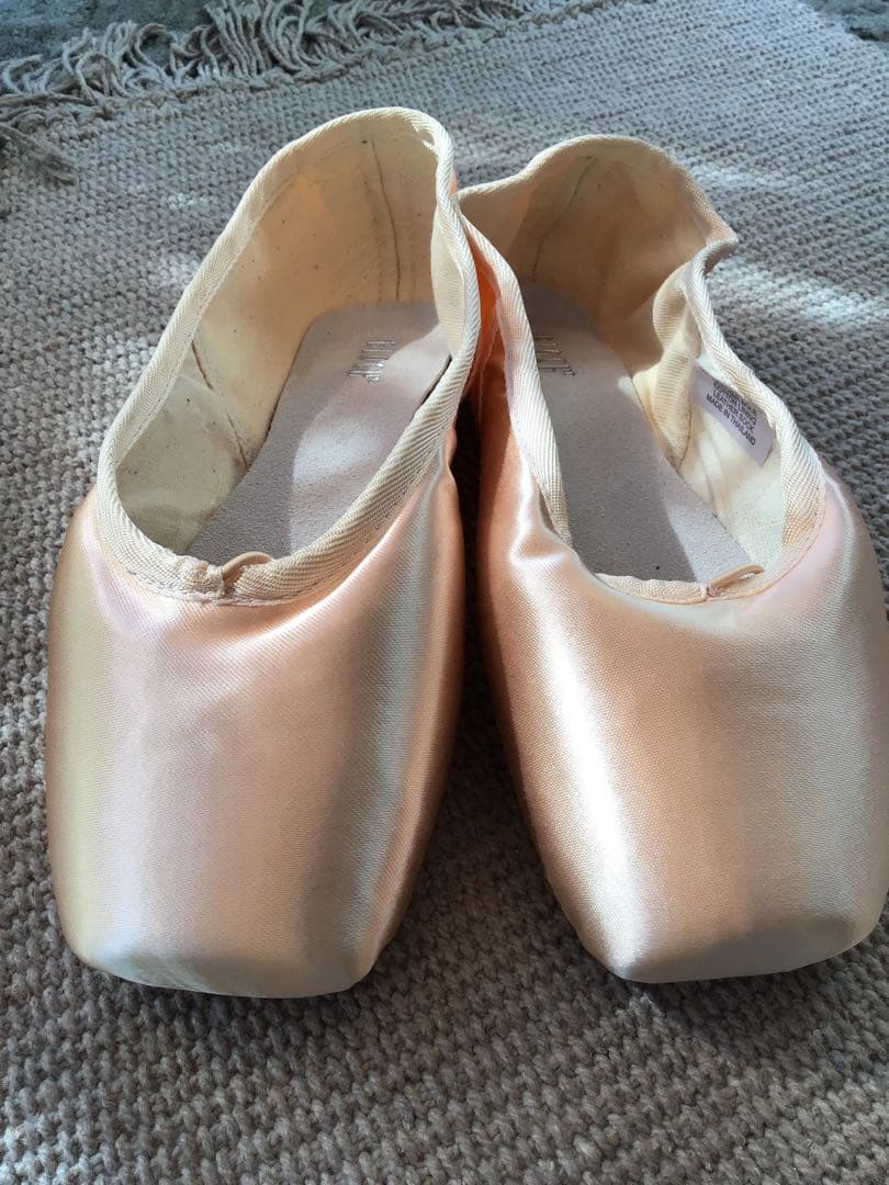 BLOCH バランスヨーロピアン　ピンク 3.5X X 22、5センチ　2足