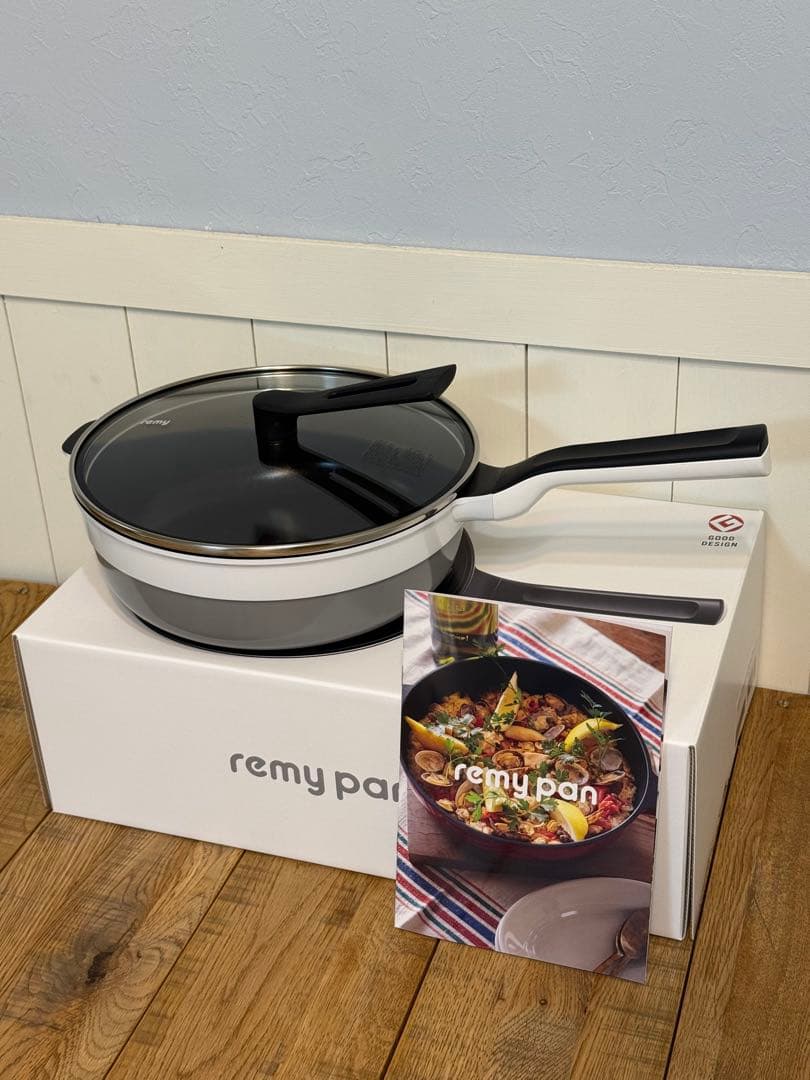 新品 レミパンプラス RHF-301 ホワイト 24cm