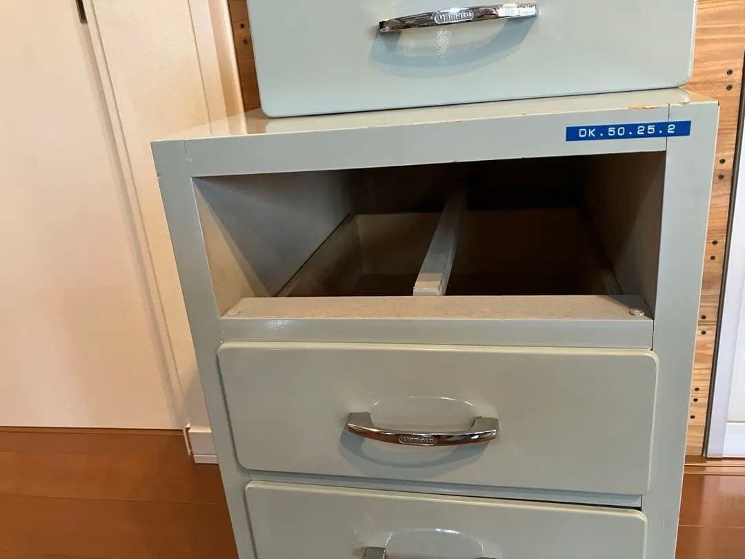 昭和レトロ木製4段チェスト /キャビネット