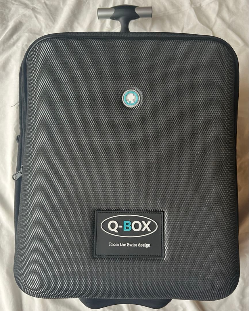 Q-BOX ブラック　乗れるスーツケース