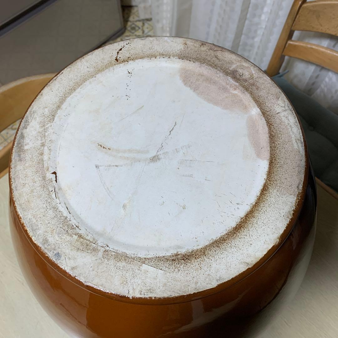 壺　かめ　陶器製　丸壺