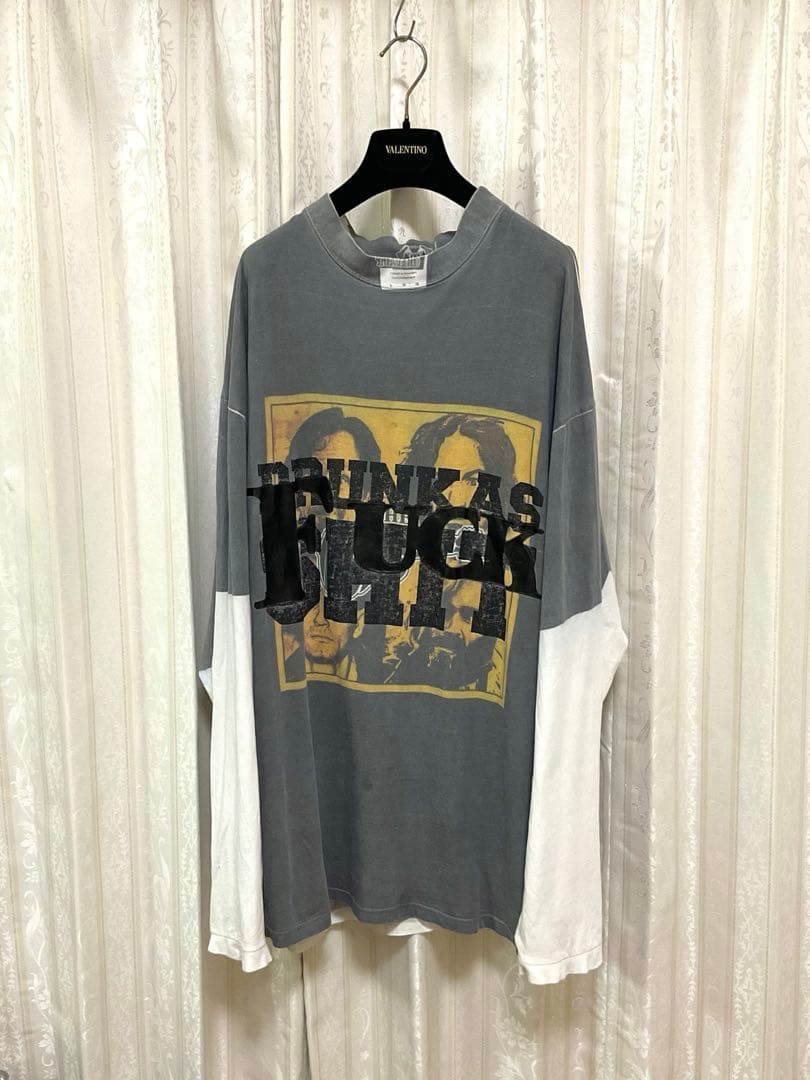 VETEMENTS DRINKING PROBLEM転写ロングスリーブTシャツ