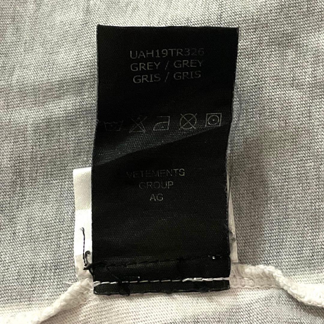 VETEMENTS DRINKING PROBLEM転写ロングスリーブTシャツ