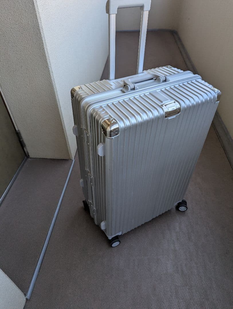 ☆たっぷり容量！！1回のみ使用キャリーケース☆