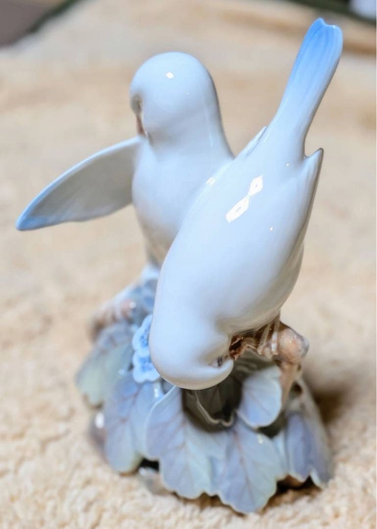ロイヤルコペーハーゲン　イヤーフィギリン 陶器製 小鳥の置物 2羽