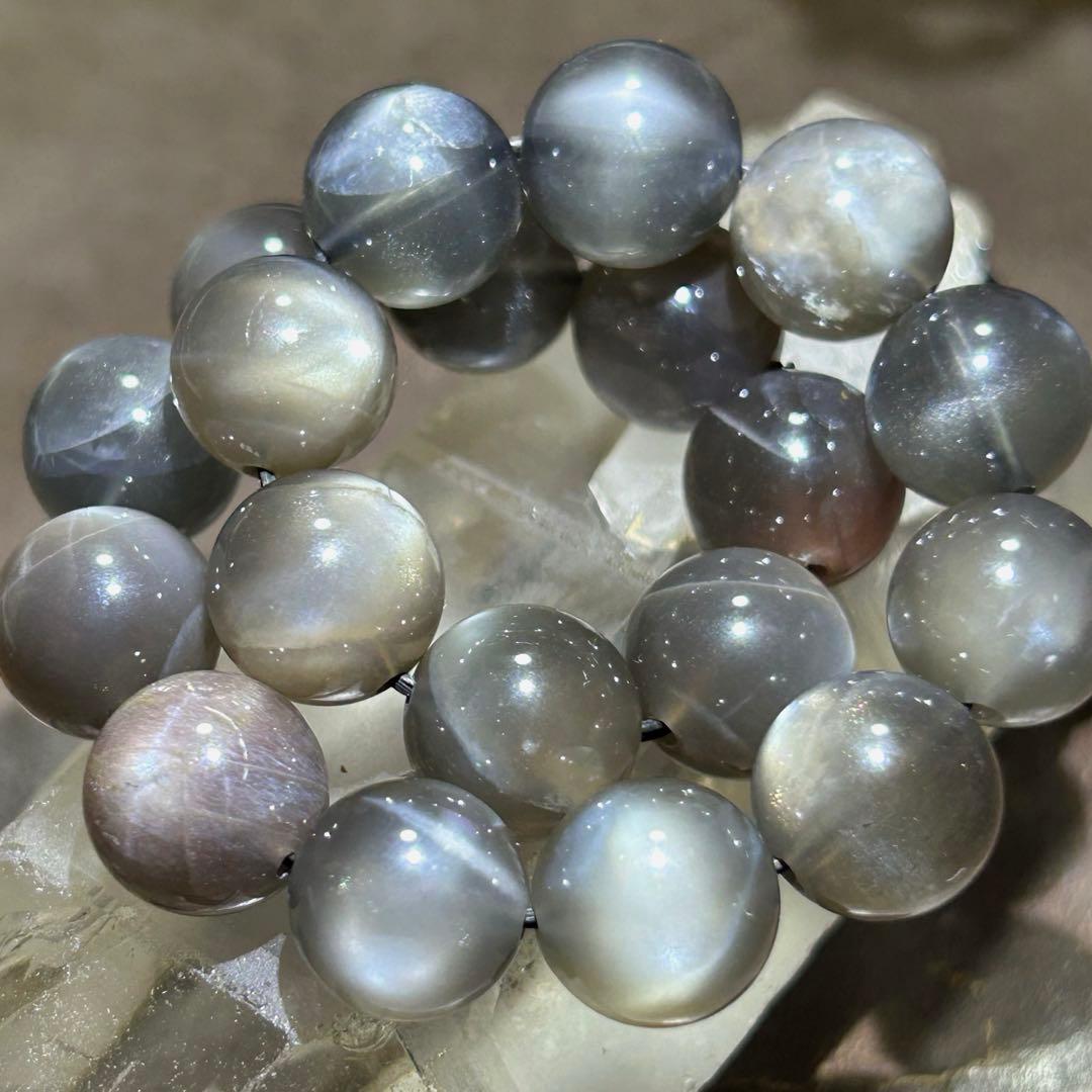 ☆別格高級品！来福開運宝珠⑦！ブラックサンムーンストーン　ブレス