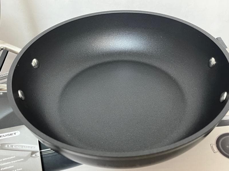 ル・クルーゼ　TNS シャロー キャセロール　両手鍋 24㎝蓋付マルチパン