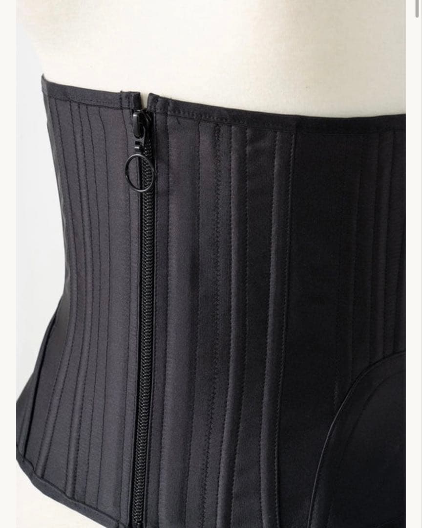 元鈴木さん　コルセット　キンバリー　XL