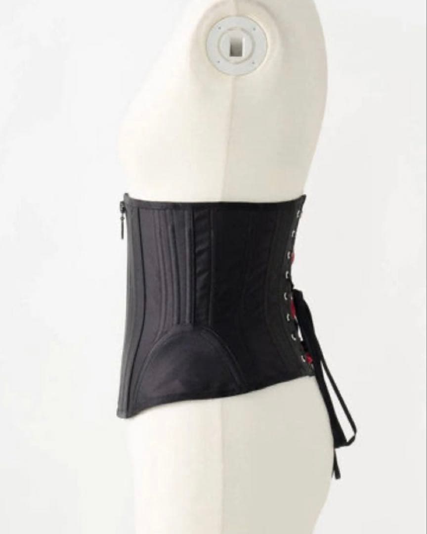 元鈴木さん　コルセット　キンバリー　XL