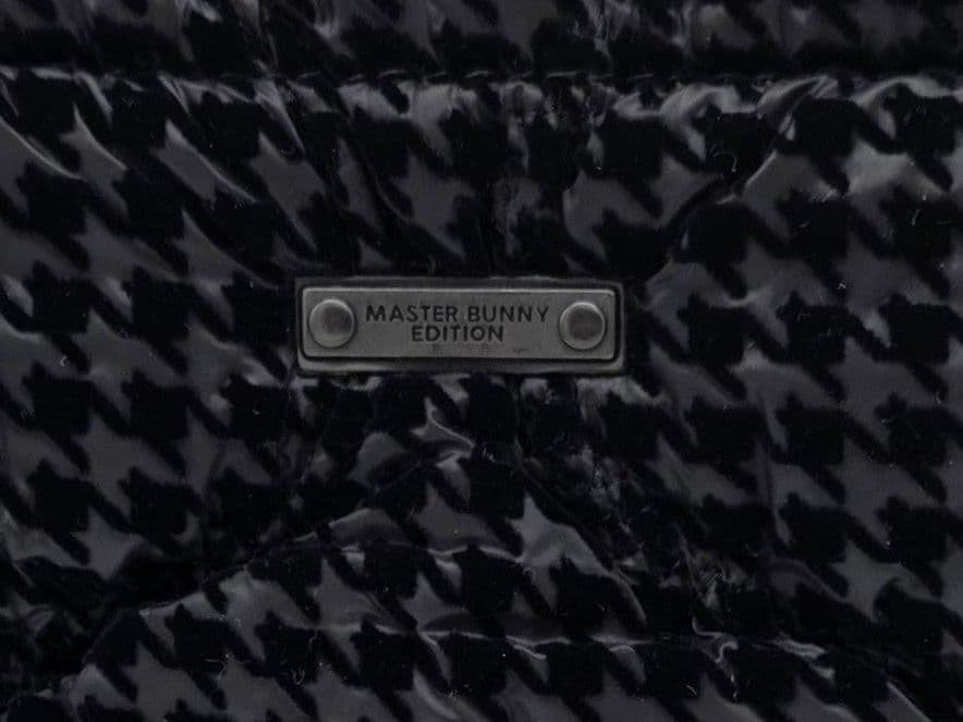 ★新品正規品 マスターバニーエディションキルトカートバッグ (UNISEX)