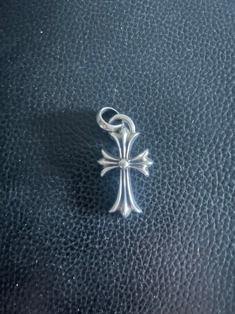 クロムハーツ CHクロスペンダントスモール with ベイル