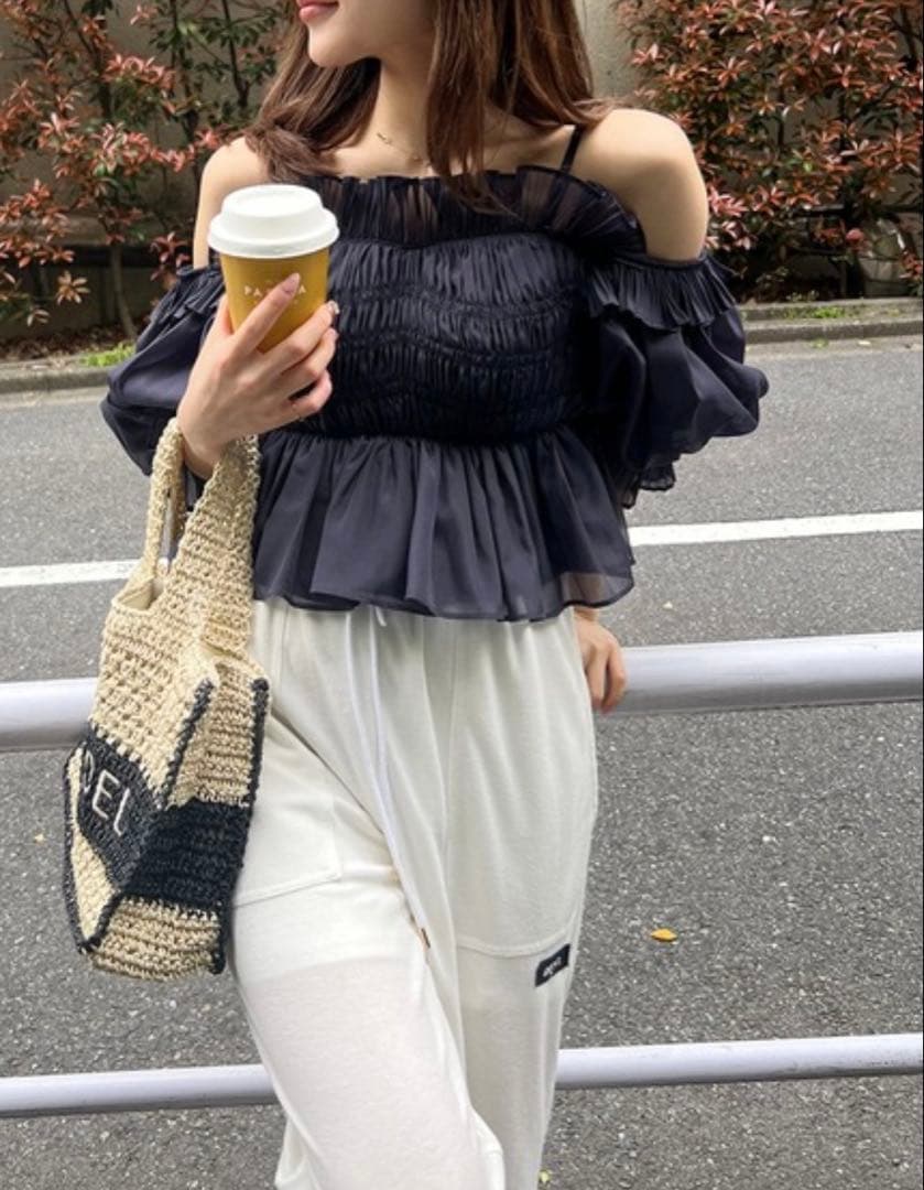 Sustainableギャザーオフショルブラウス