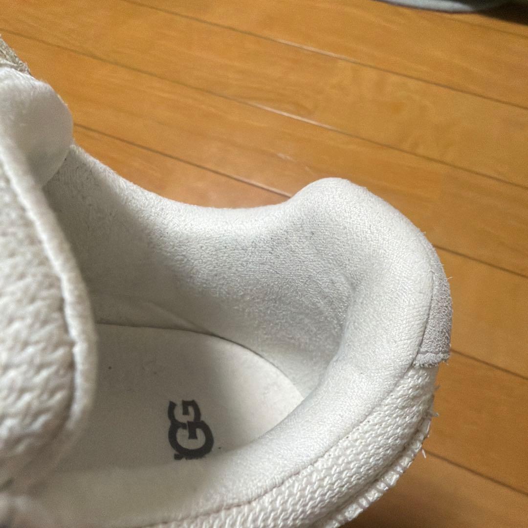 UGG スニーカー