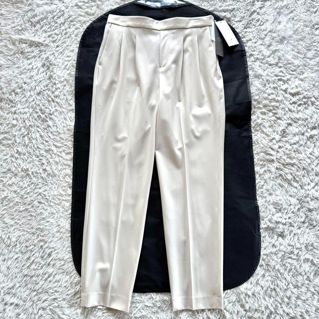 新品タグ付き　ユナイテッドアローズ　ノーカラー　パンツスーツ　セットアップ　XL