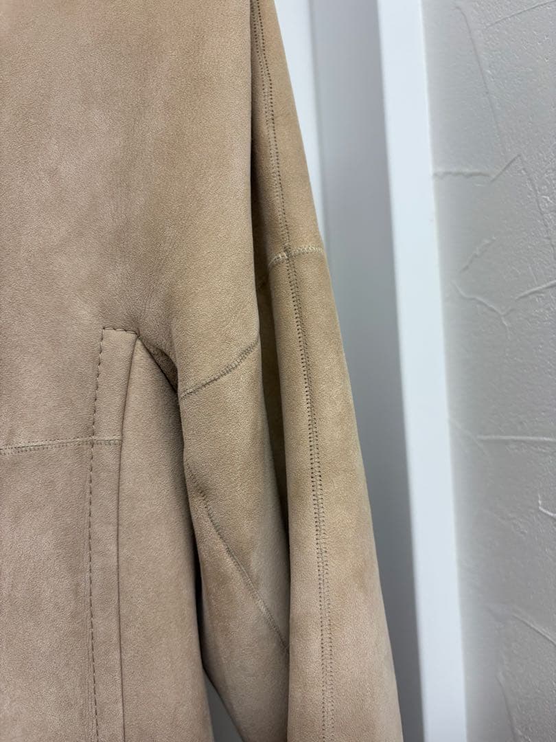 マックスマーラの　ムートンコート