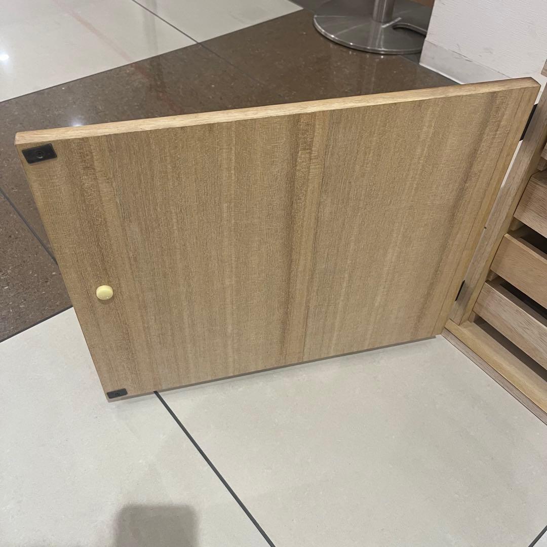 桐 衣装ケース 4段 桐箱 桐箪笥 着物 和服　桐　両開　衣裳箱　扉付　上置