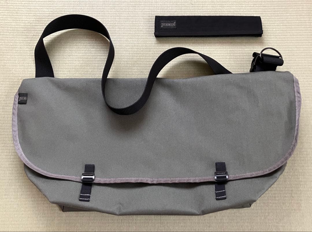 ブルーラグ　メッセンジャーバッグ　ショルダーパッド　セットBLUELUG