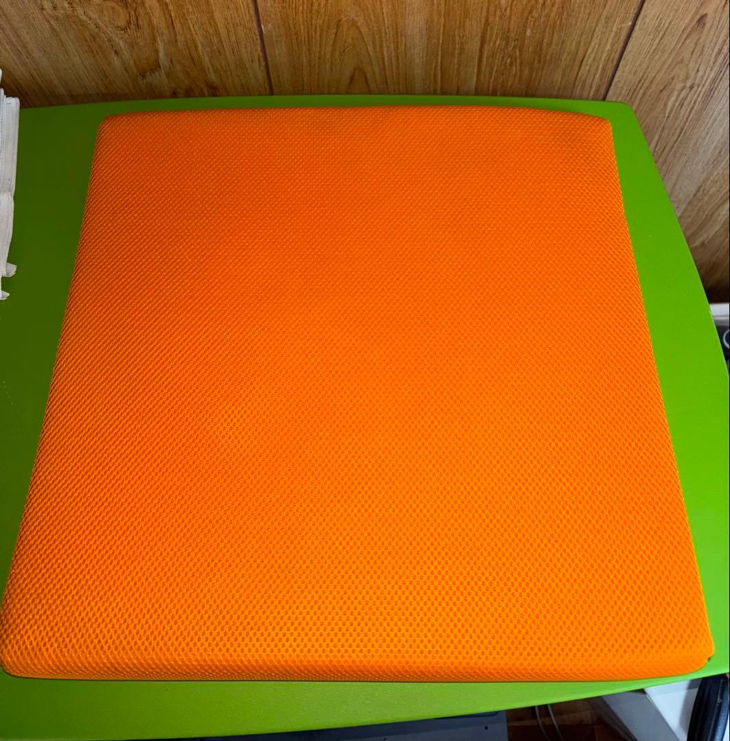 美和商事　介助式車椅子オレンジ色 軽量折りたたみ式