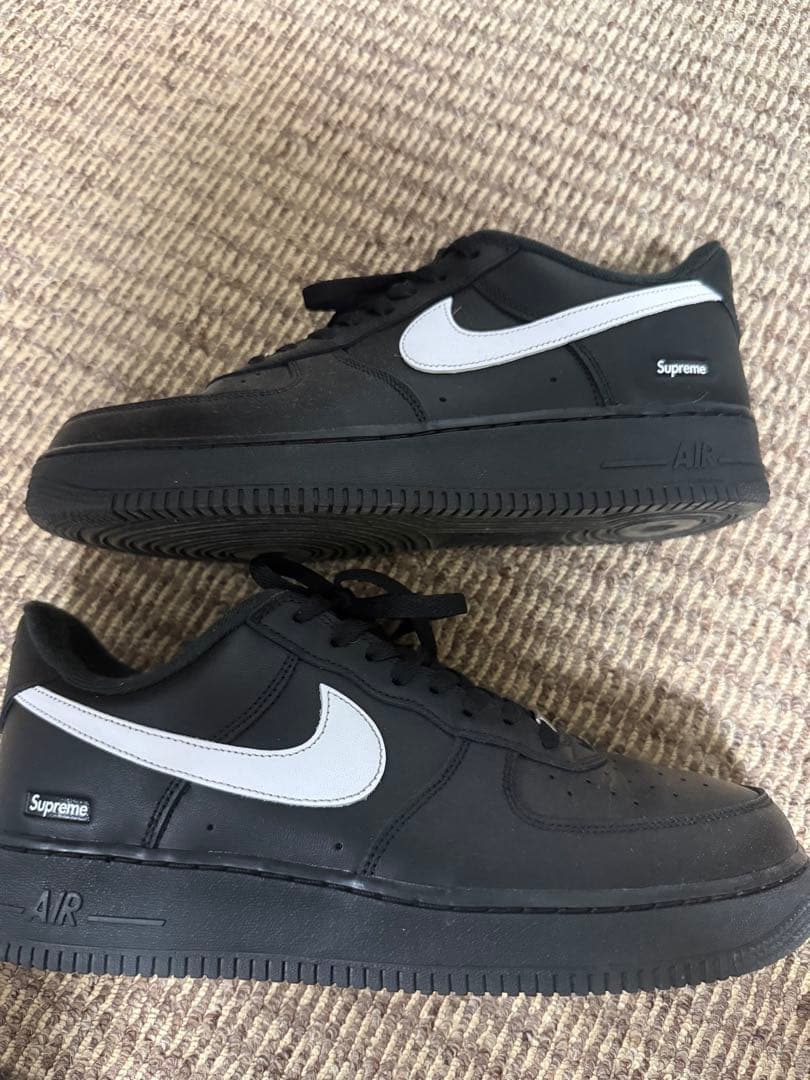 Nike Air Force 1 Supreme ブラック/ホワイト 28cm
