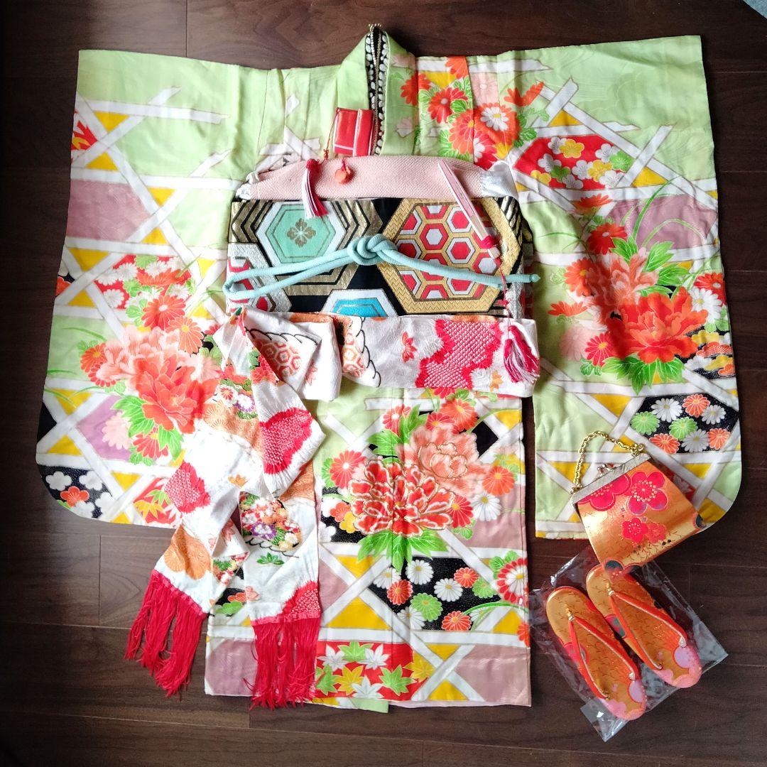 七五三 7歳　女の子 着物　セット　 黄緑　グリーン　アンティーク　古典　レトロ