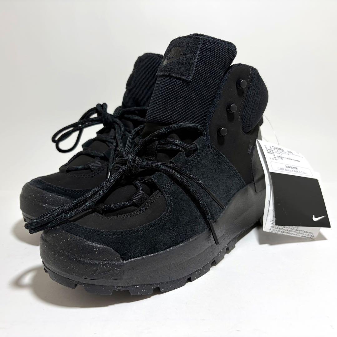 新品未使用☆NIKE 厚底 スニーカー トリプルブラック ブーツ 23.5cm