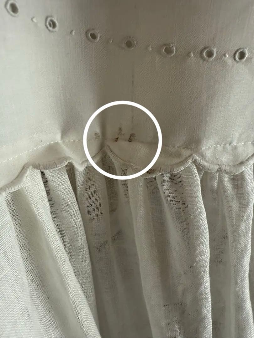 今日のお品ஐ⋆*フランスアンティーク・スカラップと刺繍のリネンガーゼカーテン