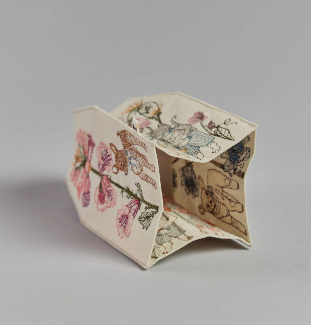 【新品】CORAL&TUSK イースター　春　ティッシュボックスカバー