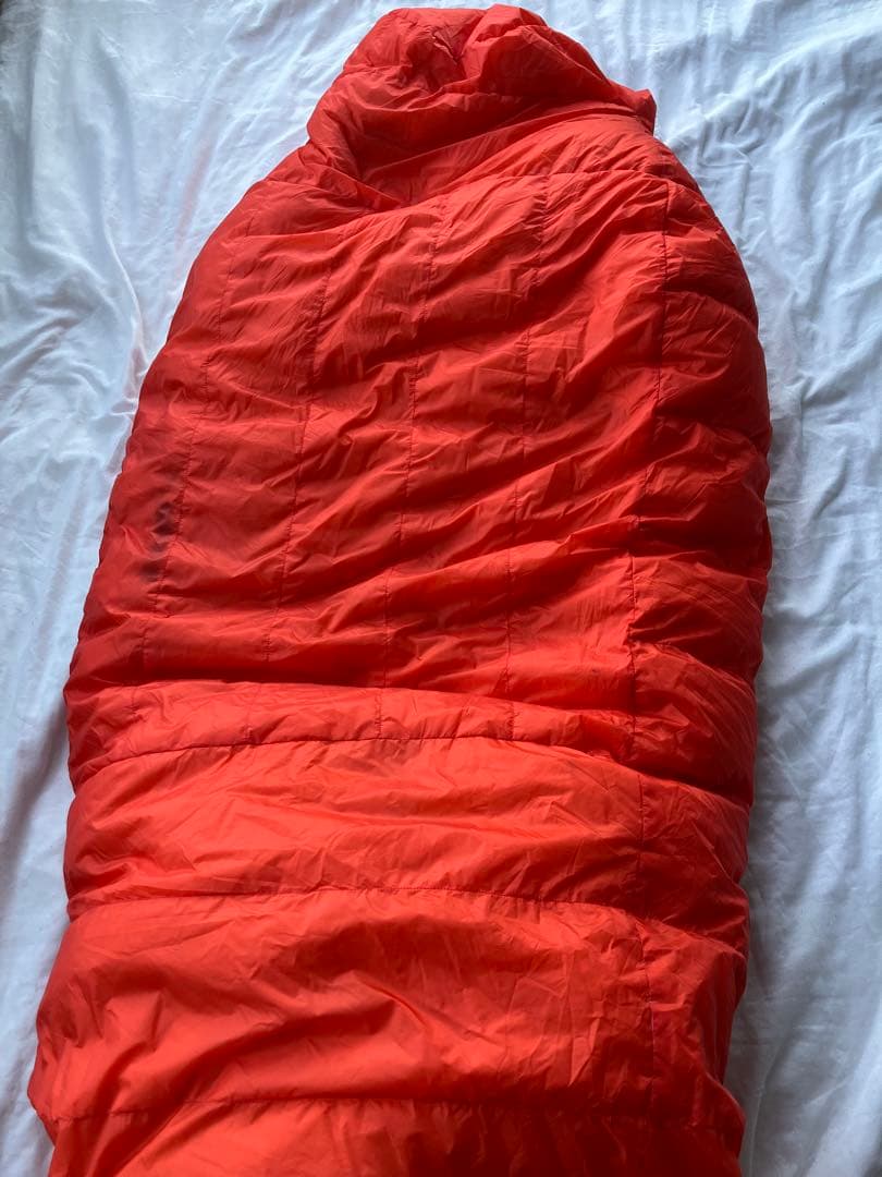 NANGA レベル8-23オーロラライト レギュラーサイズ レッド