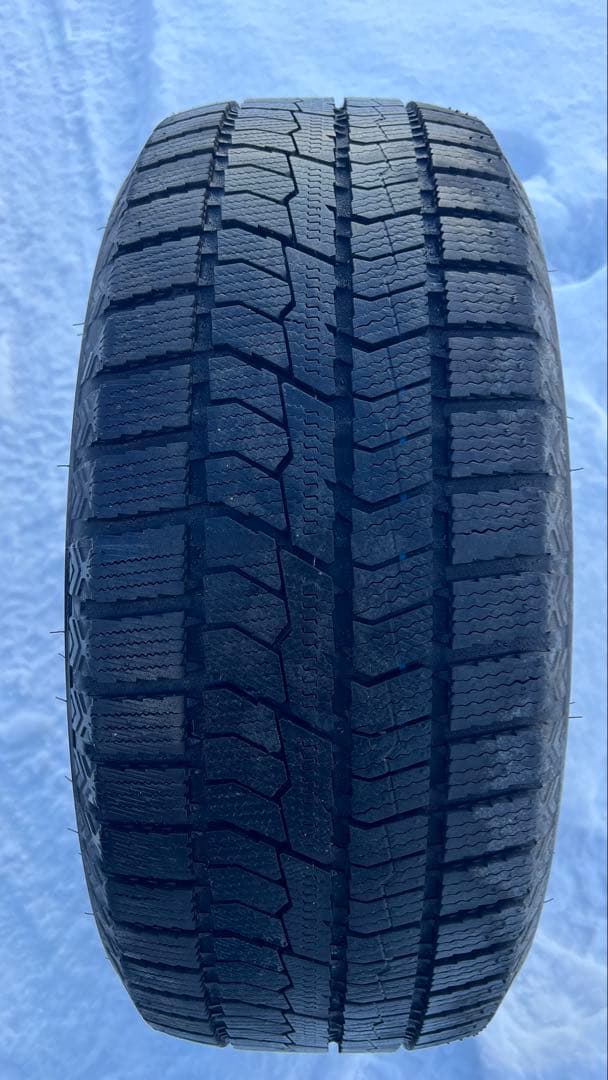 2025年製　スタッドレスタイヤ(2本/4本中)②