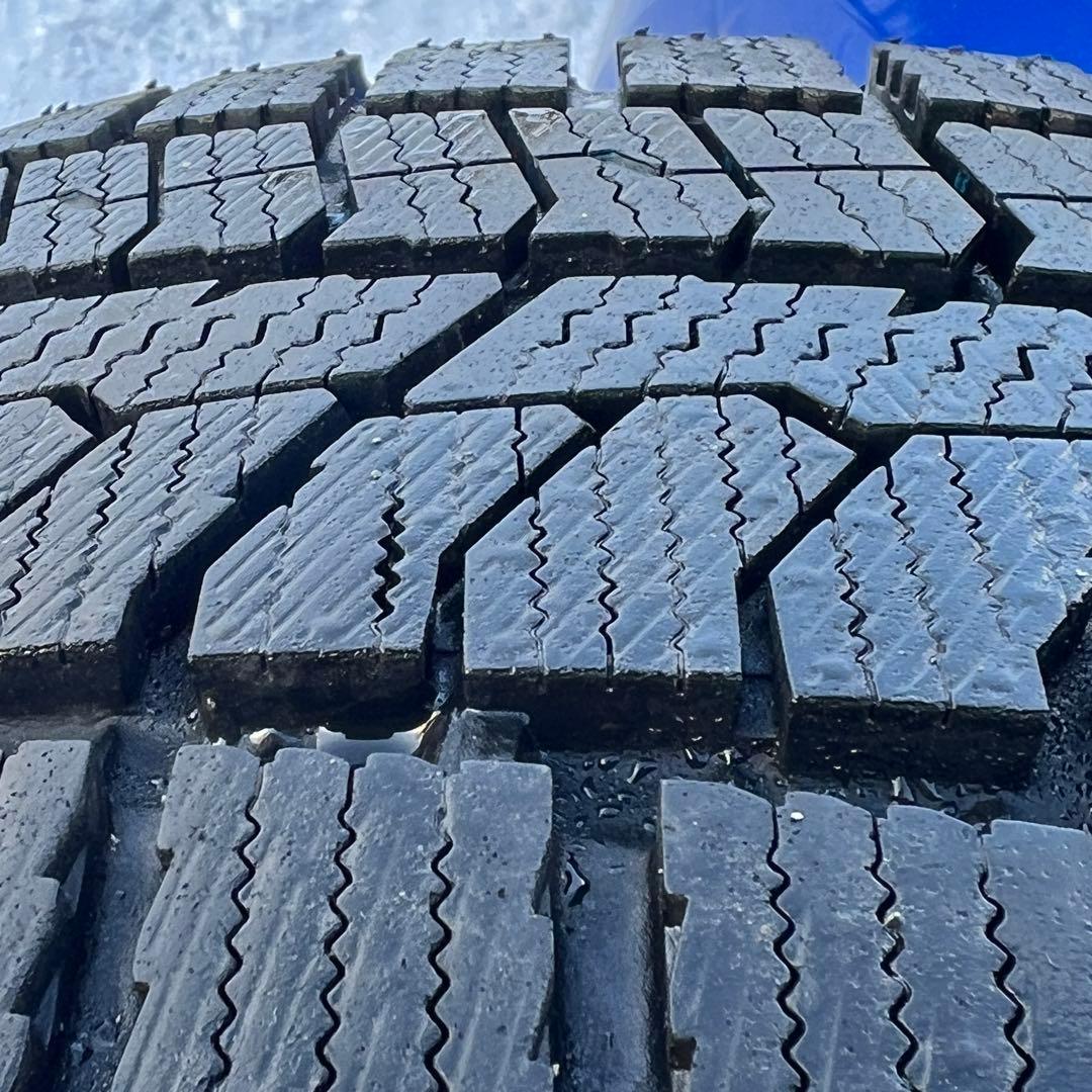 2025年製　スタッドレスタイヤ(2本/4本中)②