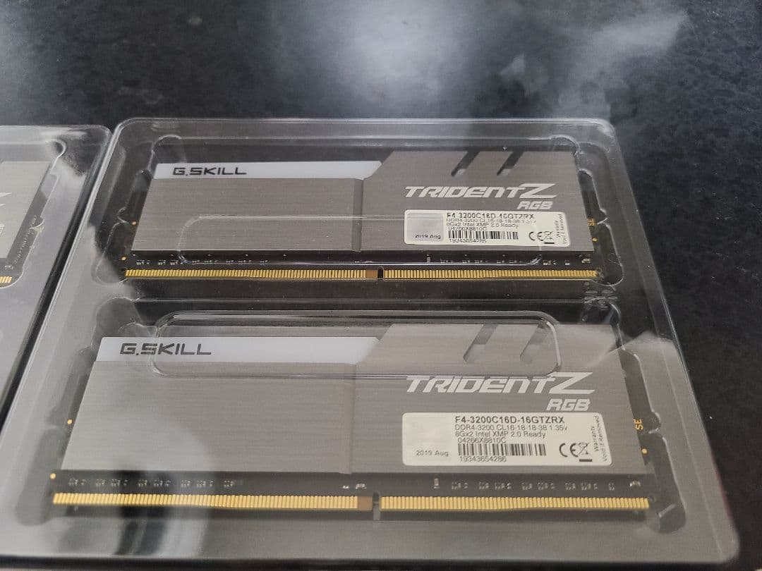 G.SKILL TRIDENT Z RGB DDR4 8GB×4 計32GB