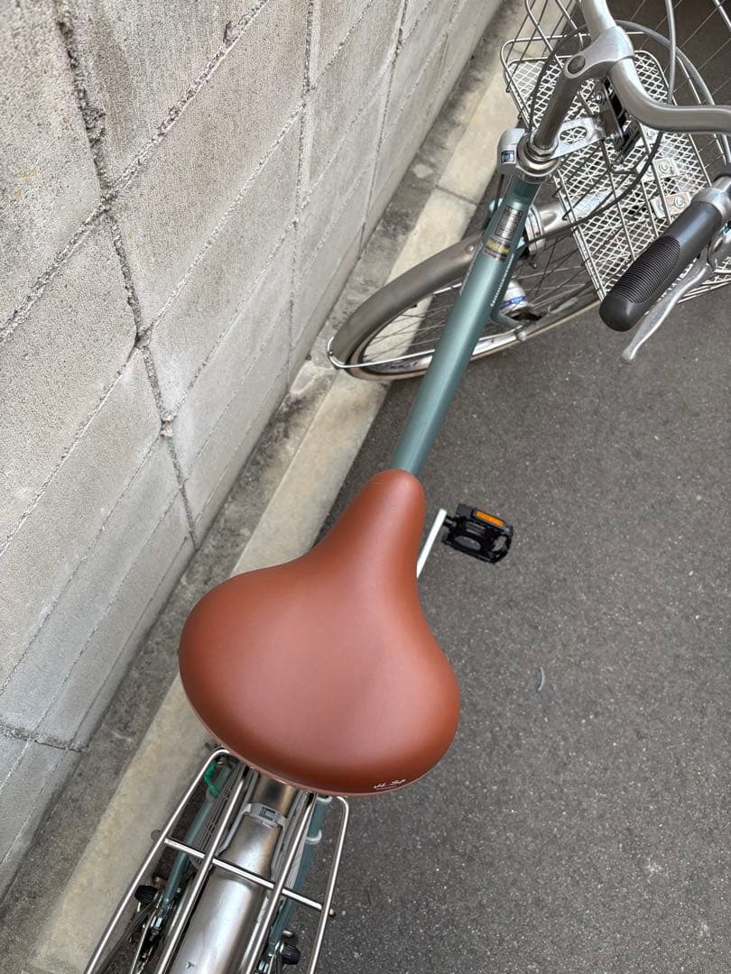<ステンレスデカカゴ・デカサドル>ブリヂストン　アルミ自転車