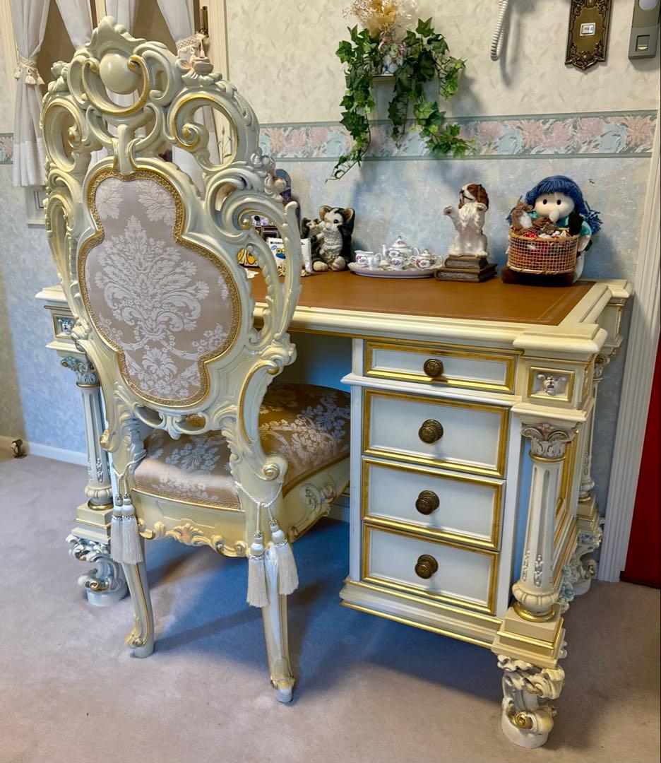 イタリア SILIK シリック社 最高級クラシック家具