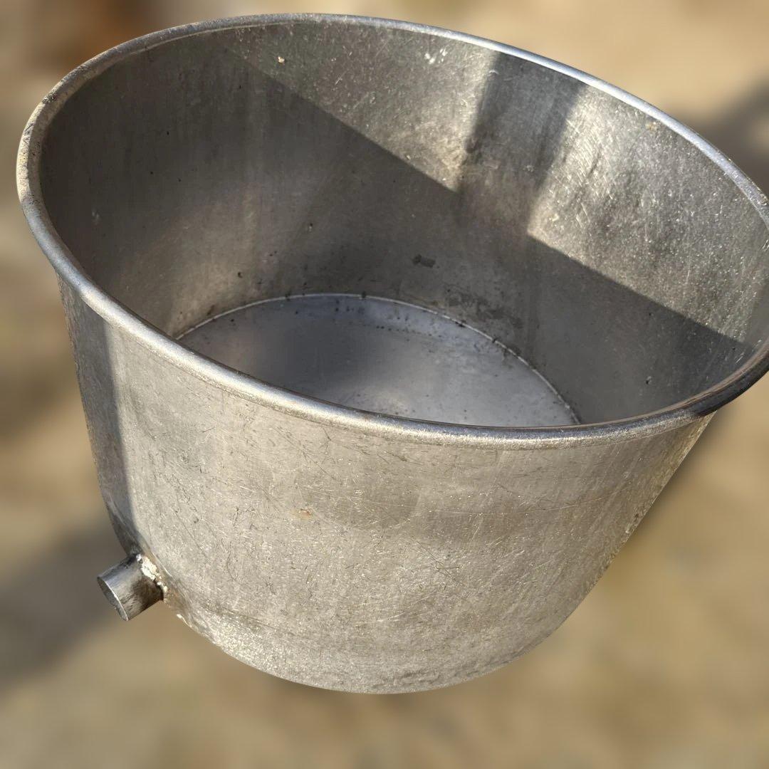 ステンレス製 寸胴丸型大型鍋 排水穴付き（業務用調理、染色等）【たのメル便】