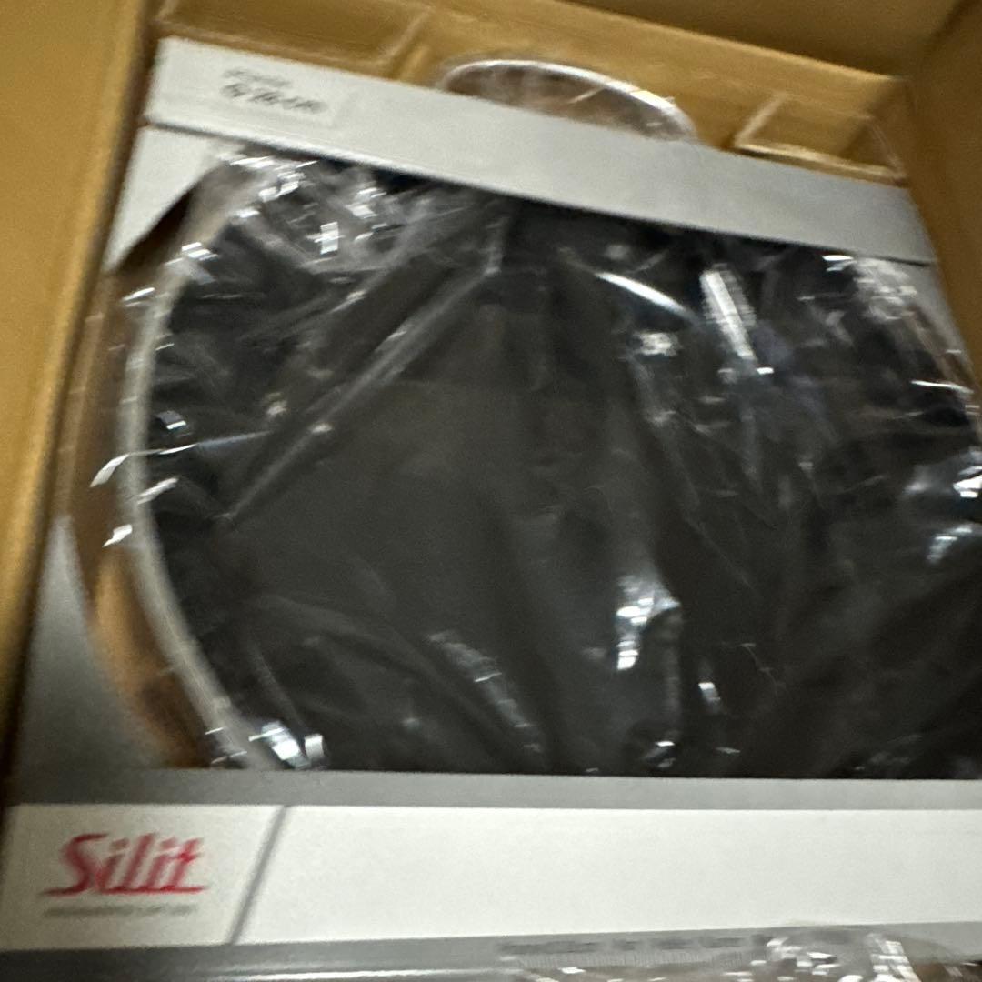 未使用　シリットsilit サービングパンガラス蓋付き　２８cm ブラック