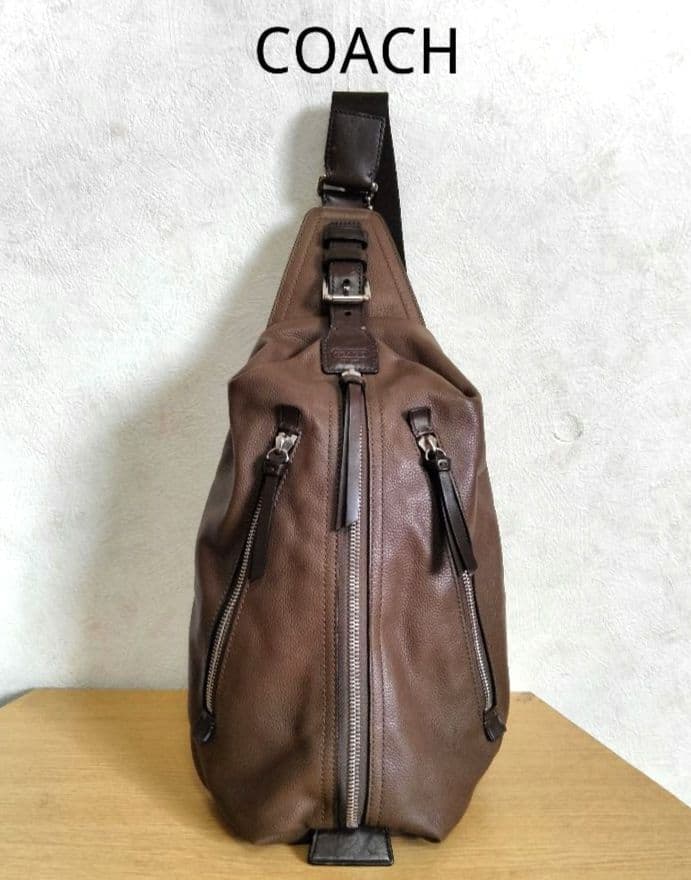 安齋謙二　COACH コーチ スリングバッグ ボディバッグ ブラウンメンズ