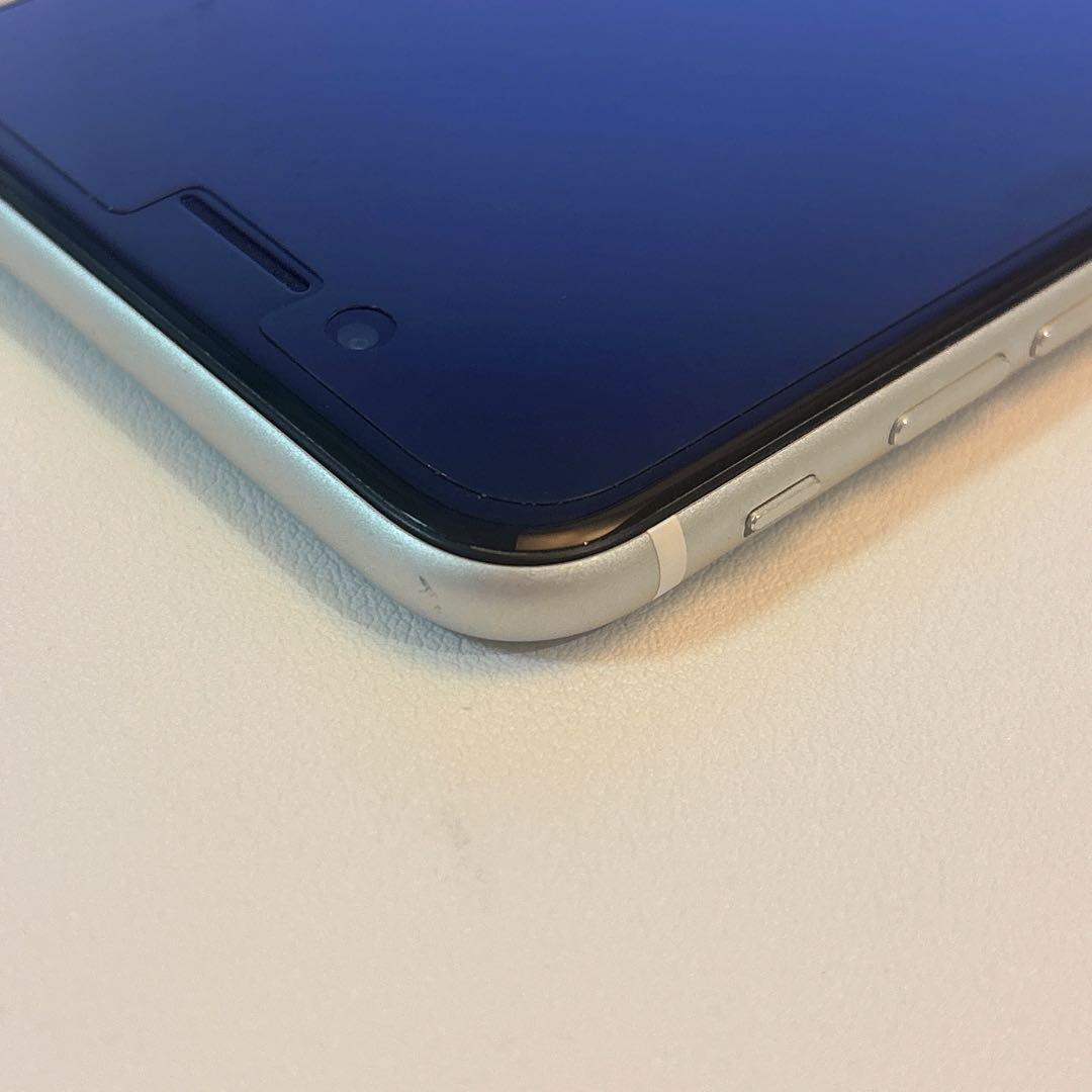 イヤホン付き　箱あり　iPhoneSE 第2世代 ホワイト 本体 SE2