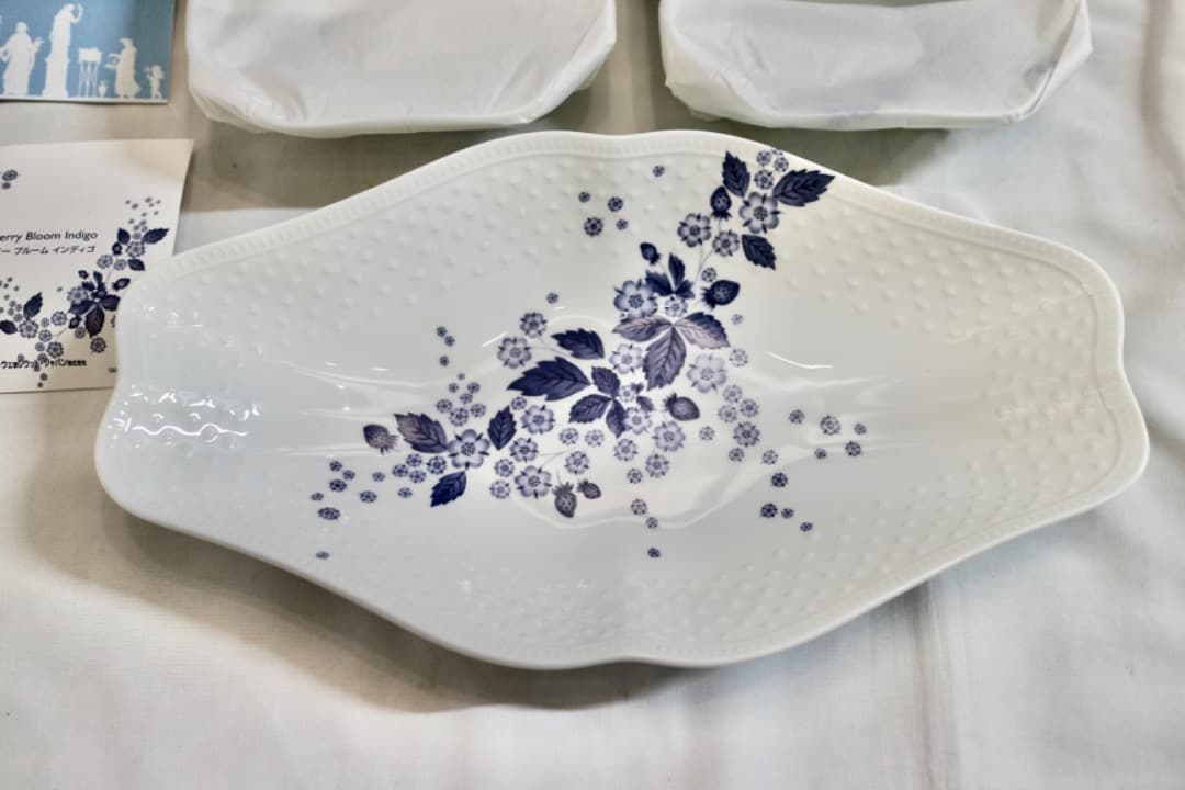 未使用  ストロベリーブルームインディゴ ディッシュ セット