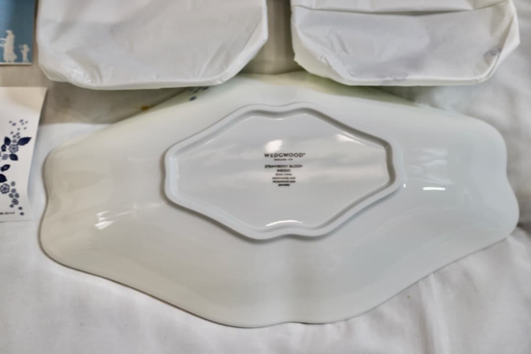 未使用  ストロベリーブルームインディゴ ディッシュ セット