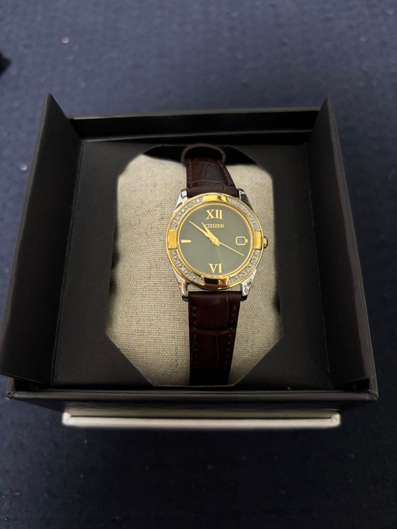 CITIZEN Eco-Drive 腕時計