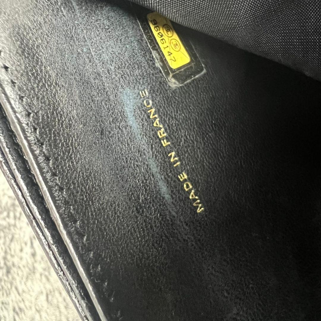 CHANEL ココマーク キャビアスキン 二つ折り財布