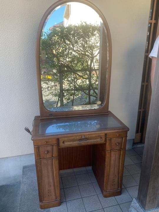 ドレッサー（鏡台）